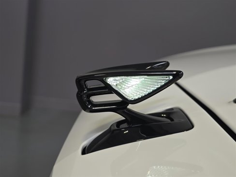 New 2025 Bentley Flying Spur Plug-In Hybrid image 24