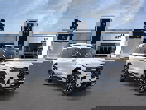 New 2025 Lincoln Nautilus Premier image 7