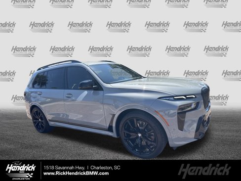 New 2026 BMW X7 M60i image 1