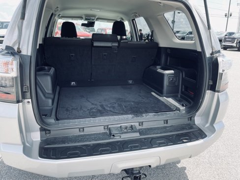 Used 2023 Toyota 4Runner SR5 image 27