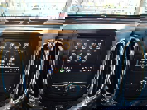 Used 2023 Chevrolet Equinox LT w/ Driver Convenience Package image 12