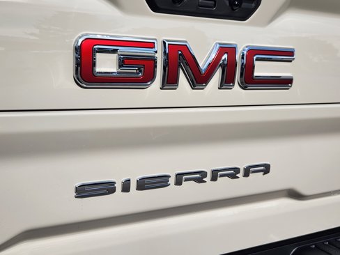 New 2026 GMC Sierra 2500 AT4 image 14