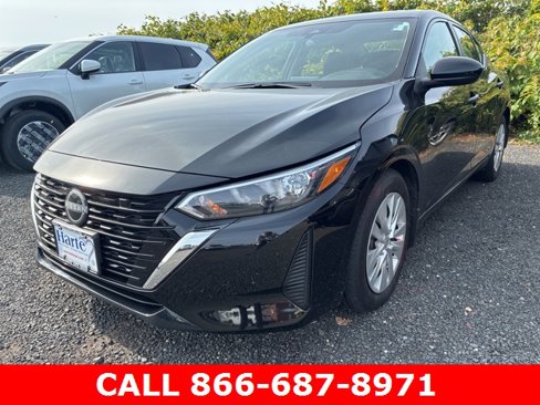 Used 2025 Nissan Sentra S image 1