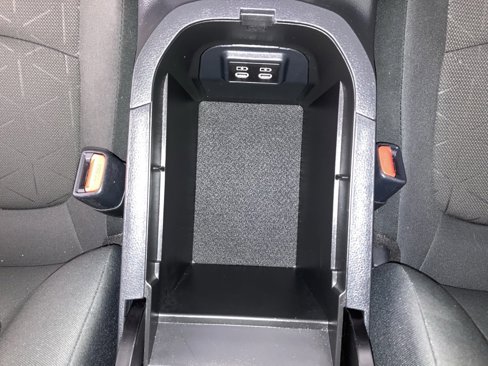 Used 2023 Toyota RAV4 XLE image 10