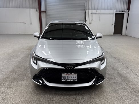 Used 2025 Toyota Corolla SE image 32