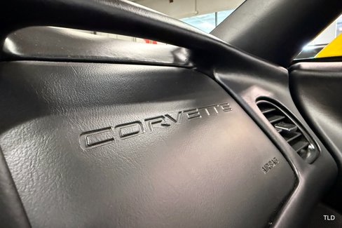 Used 2002 Chevrolet Corvette Convertible w/ Preferred Equipment Group2 image 83