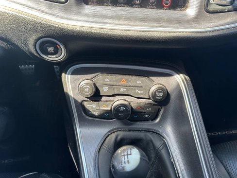 Used 2015 Dodge Challenger R/T Plus image 18