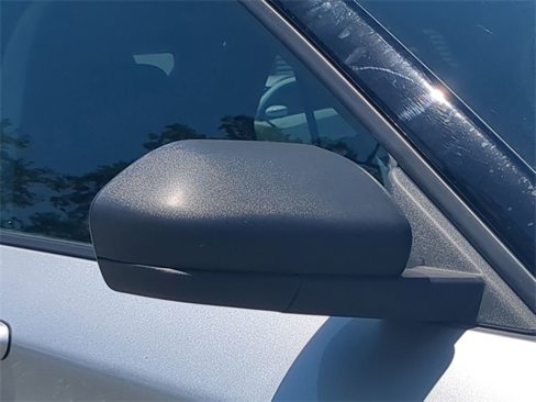 Used 2022 Ford Explorer XLT image 28
