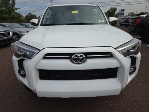 Certified 2024 Toyota 4Runner SR5 Premium image 8