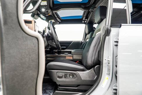 Used 2024 GMC Hummer EV 3X image 45