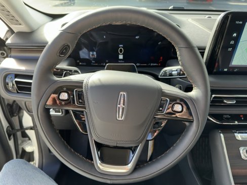 New 2025 Lincoln Aviator Reserve w/ Luxury Package image 18