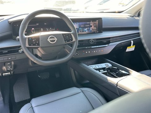 New 2025 Nissan Murano SV image 2
