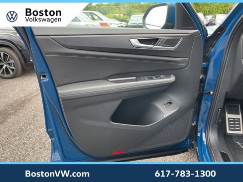 New 2025 Volkswagen Atlas Cross Sport SEL Premium R-Line image 27