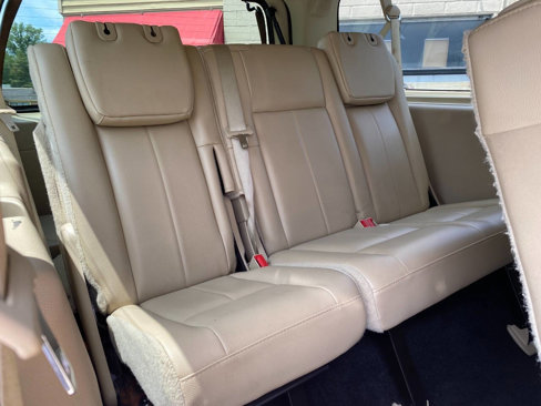 Used 2016 Ford Expedition EL XLT w/ Equipment Group 202A image 29