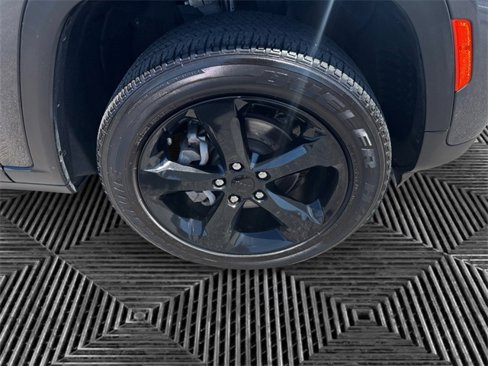 Certified 2023 Jeep Grand Cherokee Altitude image 15
