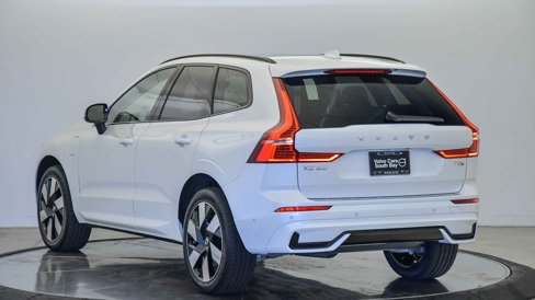 Certified 2025 Volvo XC60 T8 Plus w/ Protection Package Premier image 2