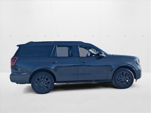 Certified 2025 Ford Expedition Platinum w/ Stealth Appearance Package image 5