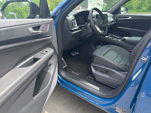 New 2025 Volkswagen Atlas Cross Sport SEL R-Line image 9