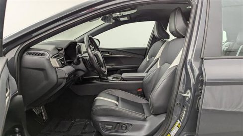 Used 2025 Toyota Camry SE image 14