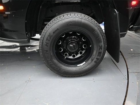 New 2025 RAM 3500 Laramie image 7