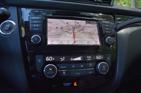 Used 2019 Nissan Rogue Sport SL image 16