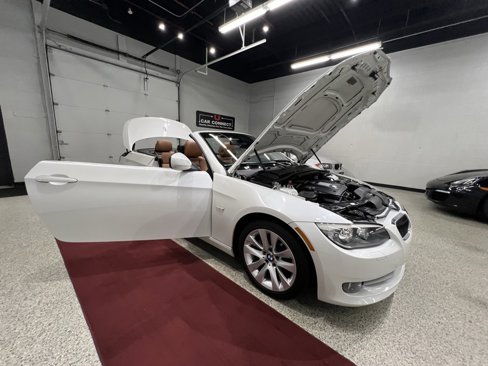 Used 2012 BMW 328i Convertible image 34