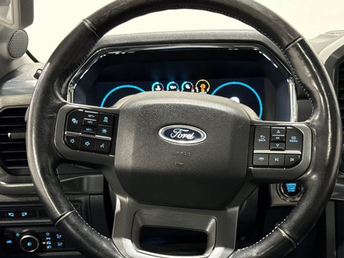 Used 2022 Ford F150 Lariat w/ Equipment Group 502A High image 4