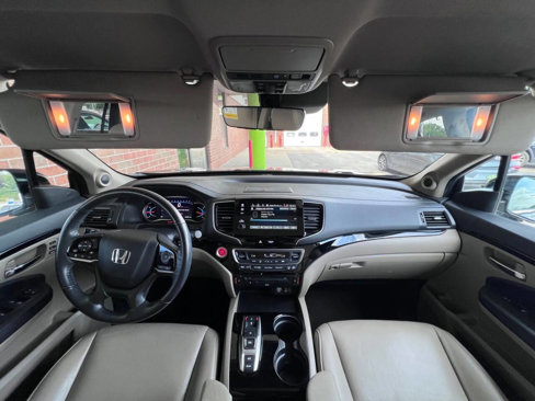 Used 2020 Honda Pilot Touring image 25
