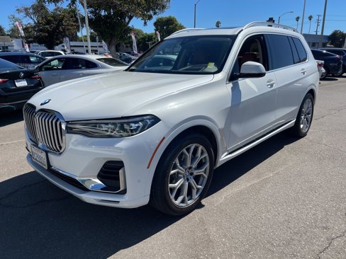 Used 2022 BMW X7 xDrive40i w/ Premium Package image 3