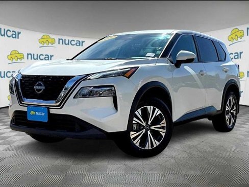 Certified 2022 Nissan Rogue SV image 3