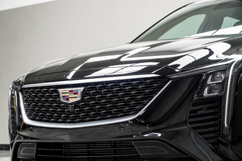 Used 2025 Cadillac CT5 Premium Luxury image 2