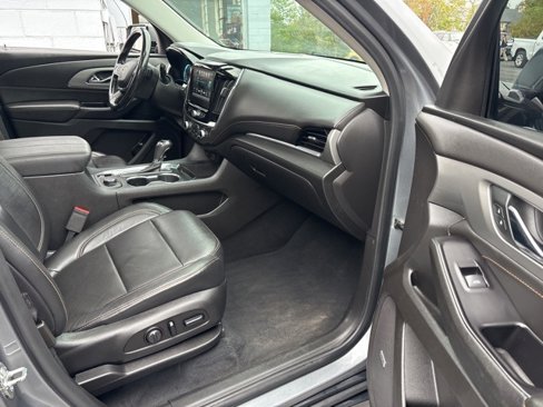 Used 2019 Chevrolet Traverse LT w/ LT Premium Package image 8