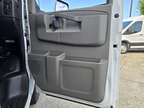 Used 2023 Chevrolet Express 3500 w/ Power Convenience Package image 36