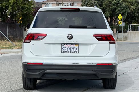 Used 2022 Volkswagen Tiguan SE image 5