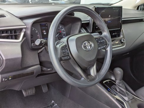 Used 2024 Toyota Corolla LE image 12