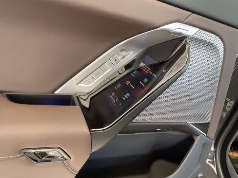 New 2026 BMW 740i w/ Executive Package image 24