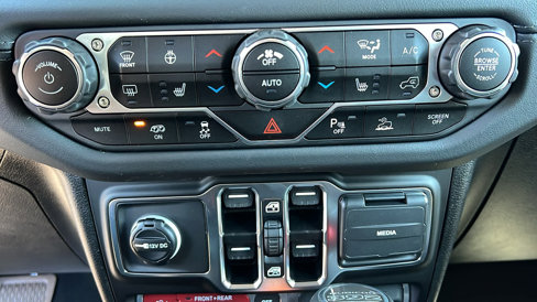 New 2025 Jeep Wrangler Unlimited Rubicon 392 image 14