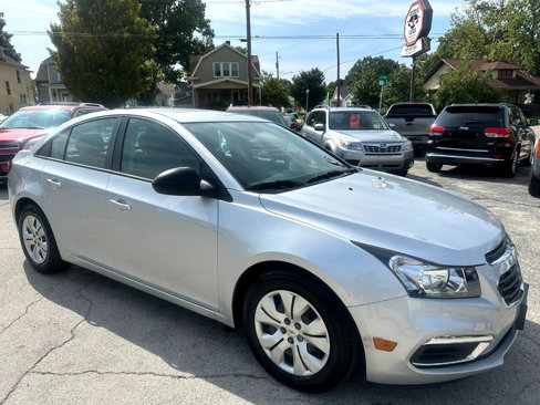 Used 2016 Chevrolet Cruze LS image 3