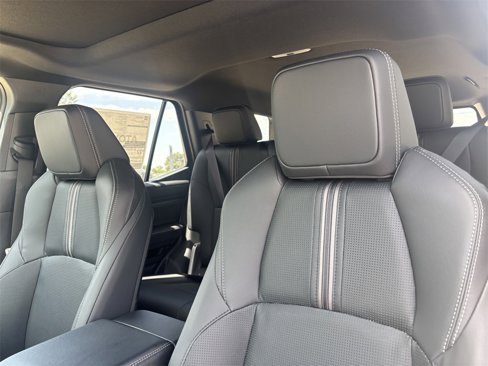 New 2025 Toyota 4Runner Limited image 12