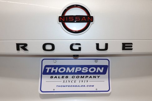 Used 2025 Nissan Rogue SV w/ Rock Creek Premium Package image 35