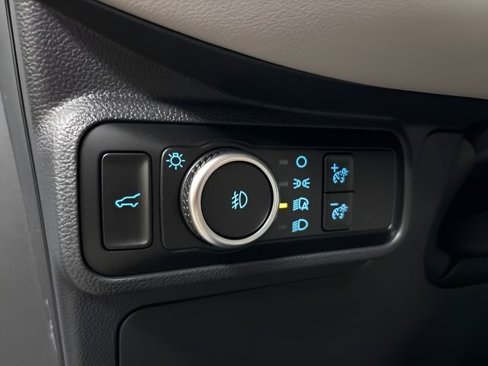 New 2025 Ford Explorer Active w/ Active Comfort Package image 33