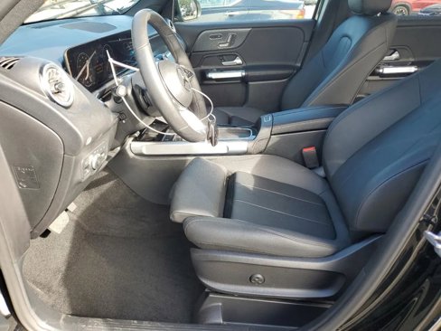 Used 2025 Mercedes-Benz GLB 250 4MATIC image 7