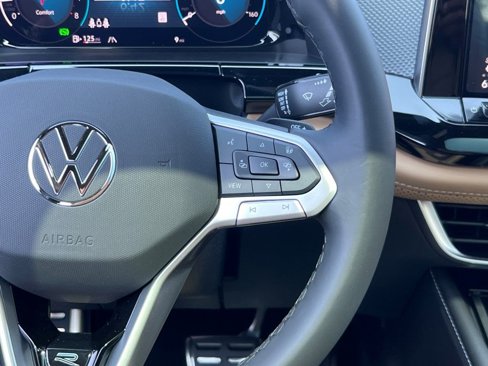 New 2025 Volkswagen Atlas Cross Sport SEL R-Line image 22