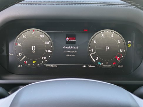 New 2026 Land Rover Defender 110 S image 9