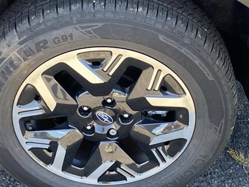 Certified 2025 Subaru Forester Premium image 29