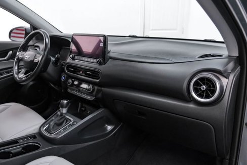Used 2022 Hyundai Kona Limited image 11