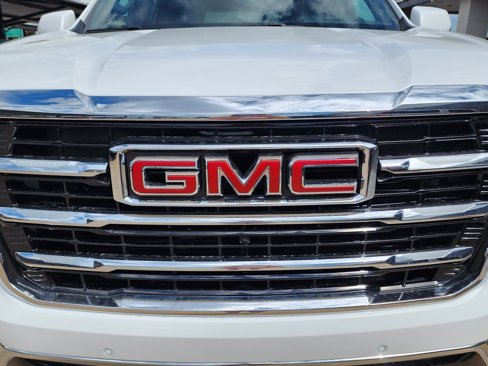 New 2026 GMC Yukon Elevation image 9