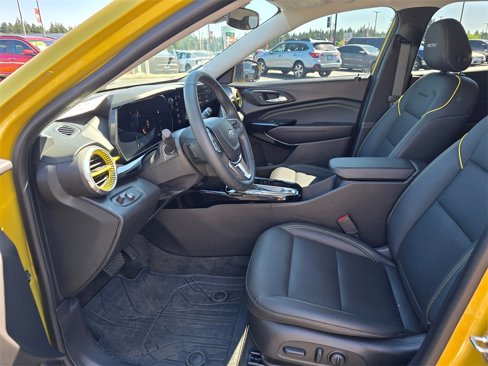 Used 2025 Chevrolet Trax ACTIV w/ Driver Confidence Package image 8