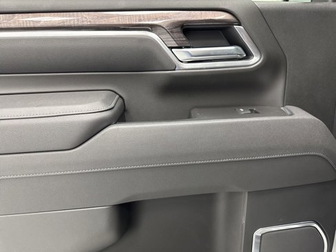 Used 2025 Chevrolet Silverado 2500 LTZ w/ Trail Boss Package image 26