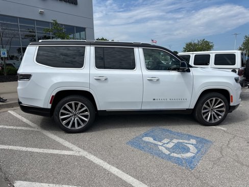 New 2025 Jeep Grand Wagoneer 4WD image 30